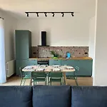 Luci Fra Le Nuvole Apartman